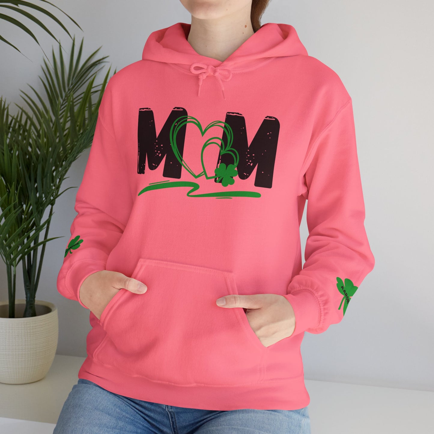 St. Patrick's Day Mom Hoodie - Unisex Heavy Blend™ Sweatshirt with Heart Design