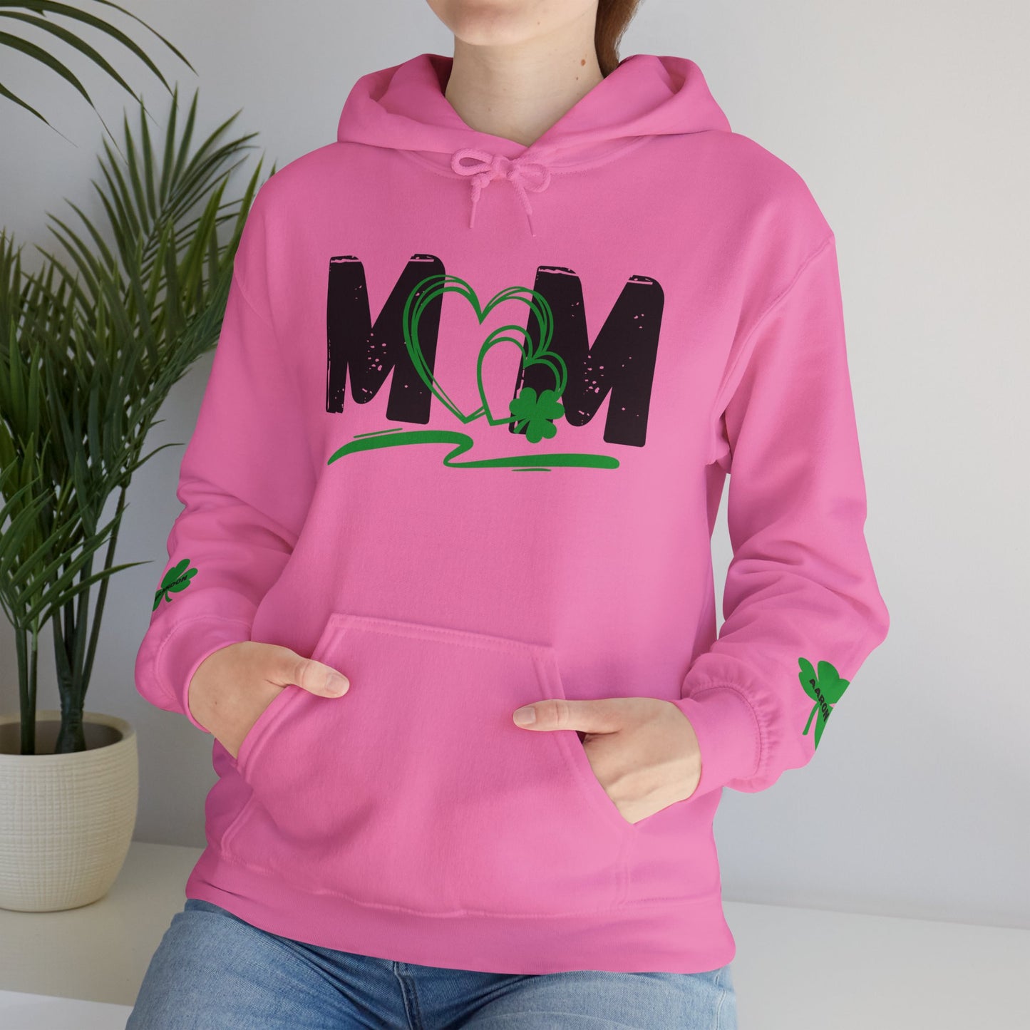 St. Patrick's Day Mom Hoodie - Unisex Heavy Blend™ Sweatshirt with Heart Design