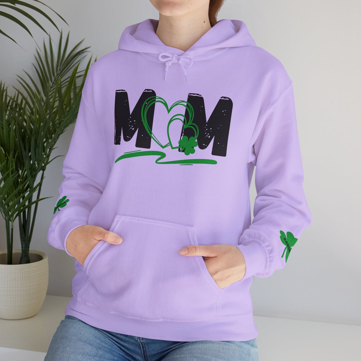 St. Patrick's Day Mom Hoodie - Unisex Heavy Blend™ Sweatshirt with Heart Design