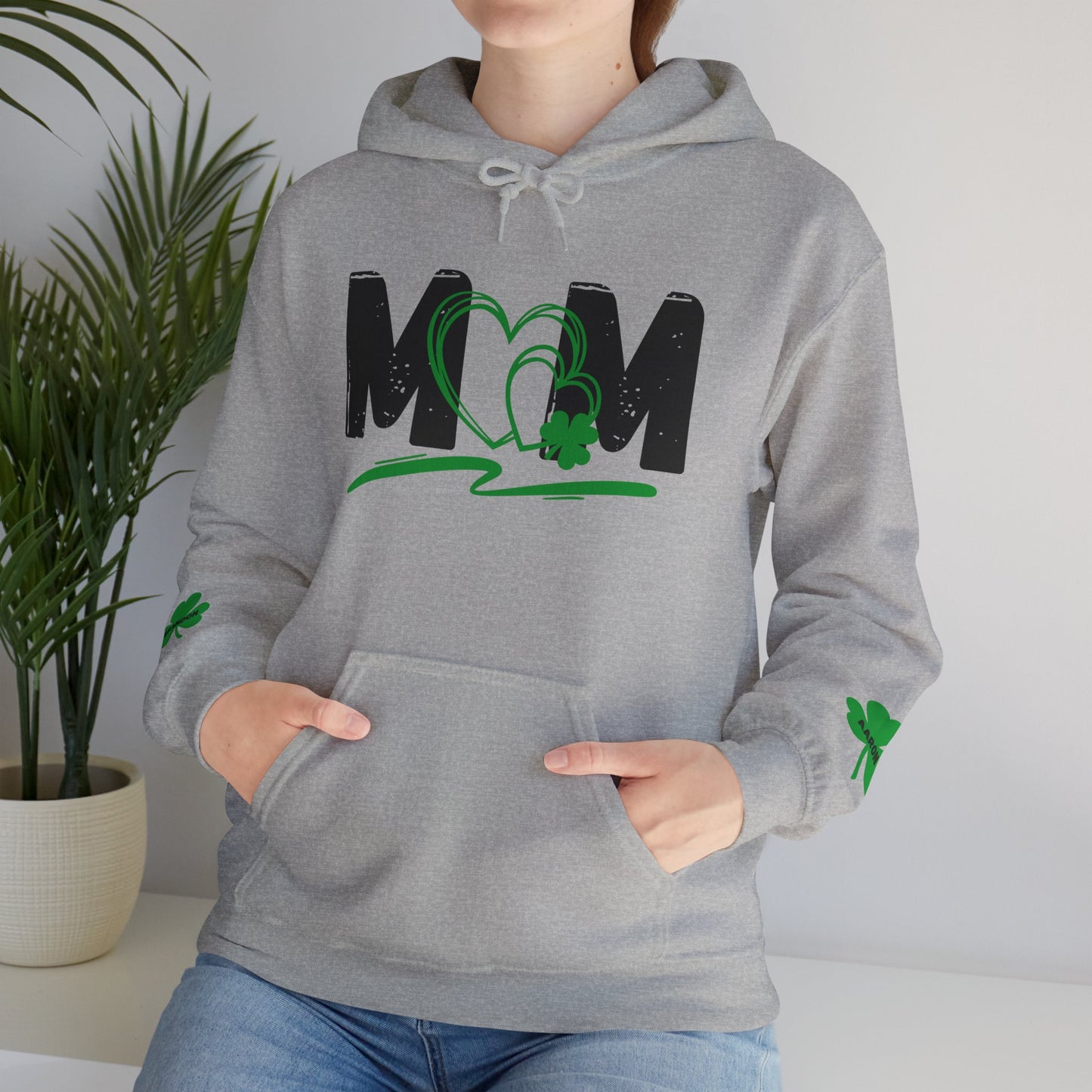 St. Patrick's Day Mom Hoodie - Unisex Heavy Blend™ Sweatshirt with Heart Design