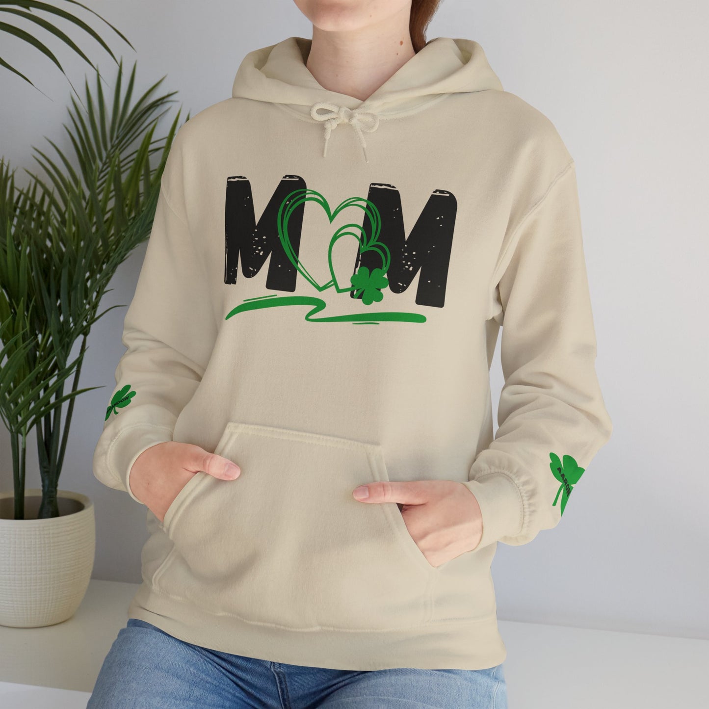 St. Patrick's Day Mom Hoodie - Unisex Heavy Blend™ Sweatshirt with Heart Design